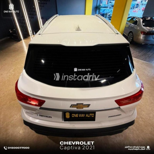 Chevrolet Captiva 2021 White Automatic Used for Sale in Nasr city - 6