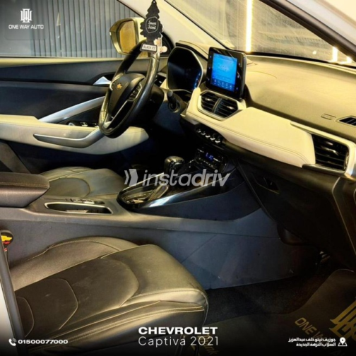 Chevrolet Captiva 2021 White Automatic Used for Sale in Nasr city - 9