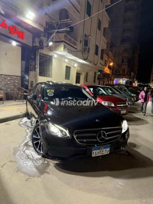 Mercedes E 200 2019 White Automatic Used for Sale in Greater Cairo ( Cairo + Giza) - 2