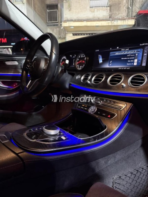 Mercedes E 200 2019 White Automatic Used for Sale in Greater Cairo ( Cairo + Giza) - 10