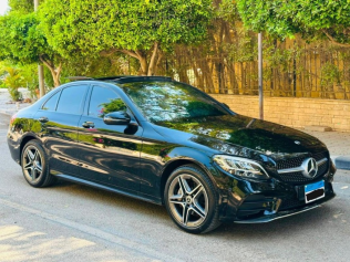 Mercedes C 200 2019 Black Automatic Used for Sale in Sheikh Zayed City