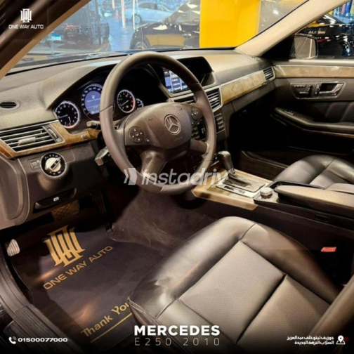 مرسيدس E 250 2010 أسود أوتوماتيك مستعملة للبيع في مدينة نصر - 10