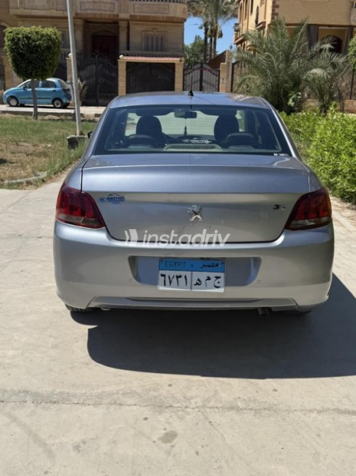 Peugeot 301 2021 White Automatic Used for Sale in Greater Cairo ( Cairo + Giza) - 6