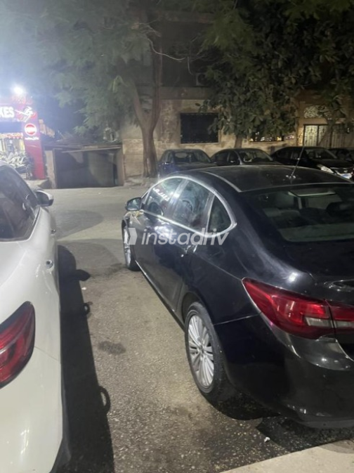 Opel Astra 2015 Black Automatic Used for Sale in Dokki - 2
