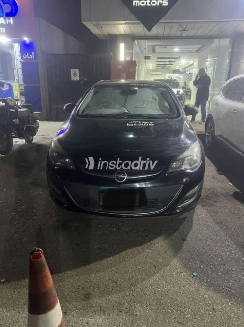 Opel Astra 2015 Black Automatic Used for Sale in Dokki - 5