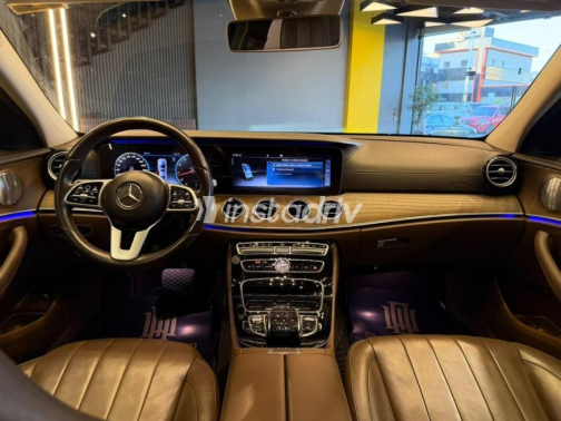Mercedes E 180 2019 White Automatic Used for Sale in Cairo - 5
