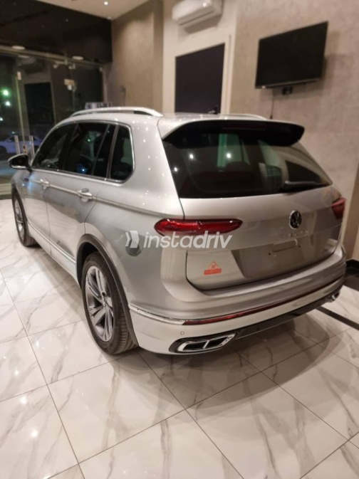 Volkswagen Tiguan 2023 Silver Automatic Used for Sale in Greater Cairo ( Cairo + Giza) - 5