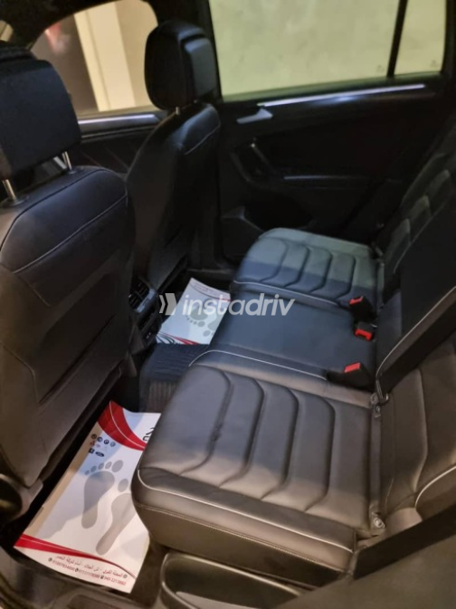 Volkswagen Tiguan 2023 Silver Automatic Used for Sale in Greater Cairo ( Cairo + Giza) - 6