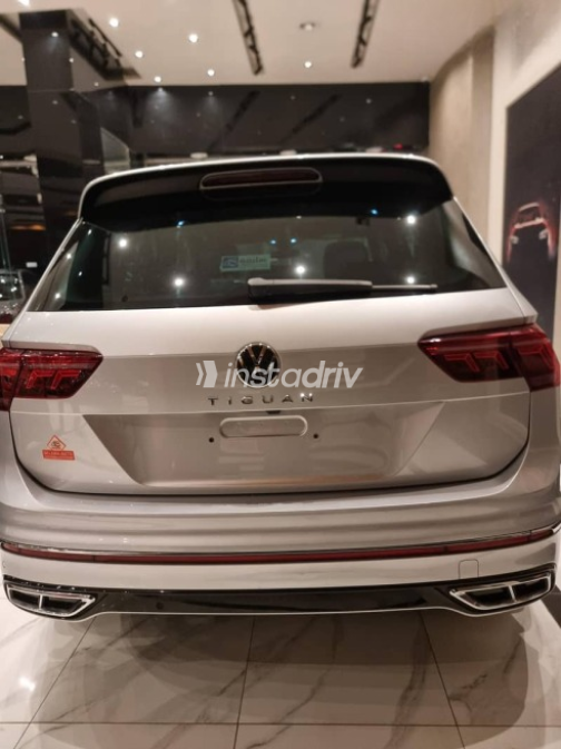 Volkswagen Tiguan 2023 Silver Automatic Used for Sale in Greater Cairo ( Cairo + Giza) - 8