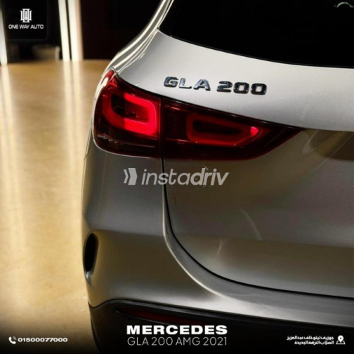 مرسيدس GLA 200 2021 فضي أوتوماتيك مستعملة للبيع في القاهرة - 5