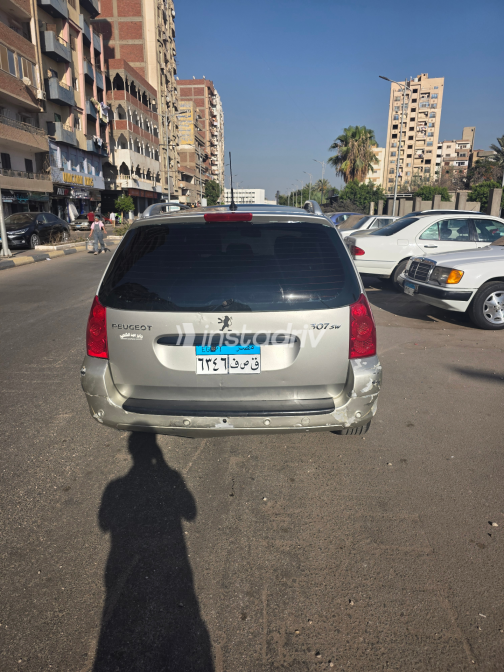 Peugeot 307 2007 Gold Automatic Used for Sale in Qalyubia - 10