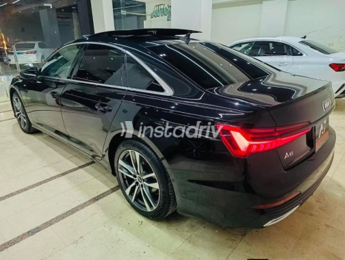 اودي A6 2023 أسود أوتوماتيك مستعملة للبيع في مصر الجديدة - 7