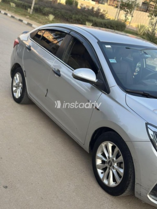 شيرى اريزو 5 2022 فضي أوتوماتيك مستعملة للبيع في مصر الجديدة - 2