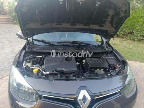Renault Fluence 2016 Mocha Automatic Used for Sale in Giza - 4