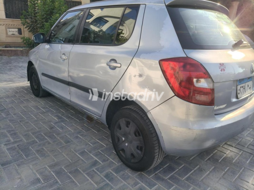 Skoda Fabia 2010 White Automatic Used for Sale in 6 October - 5