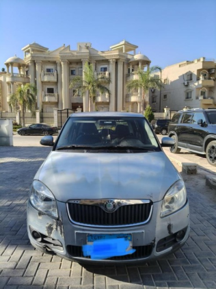 Skoda Fabia 2010 White Automatic Used for Sale in 6 October