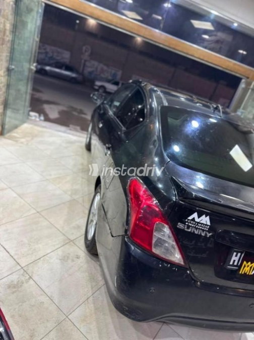 Nissan Sunny 2015 Black Automatic Used for Sale in 6 October - 9