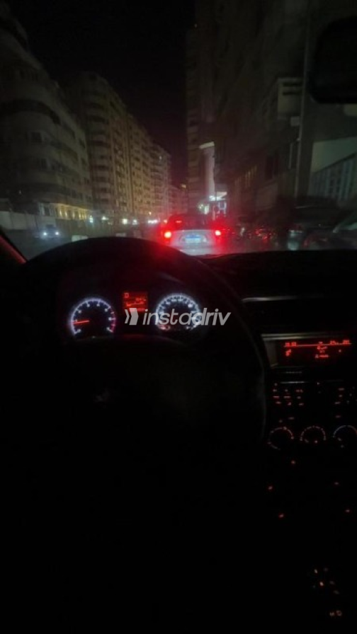 بيجو 301 2018 فضي أوتوماتيك مستعملة للبيع في الإسكندرية - 4