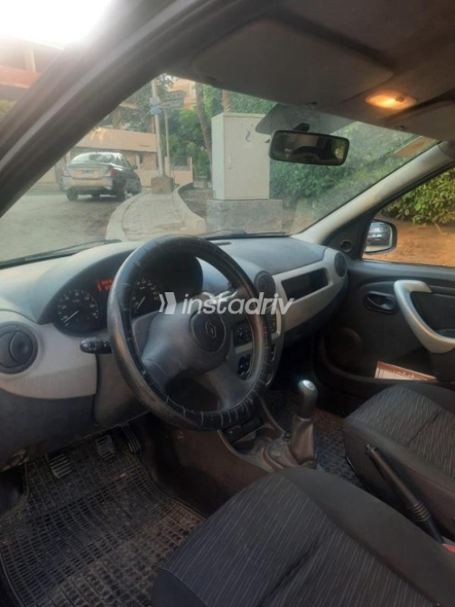 Renault Logan 2010 Black Manual Used for Sale in Obour City - 2