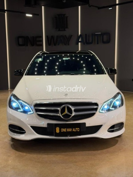 Mercedes E 180 2016 White Automatic Used for Sale in Cairo - 3