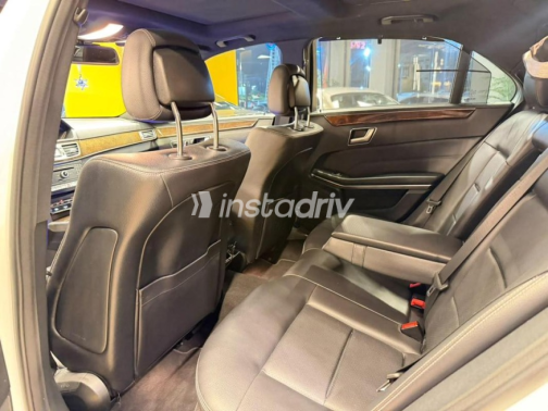 Mercedes E 180 2016 White Automatic Used for Sale in Cairo - 10