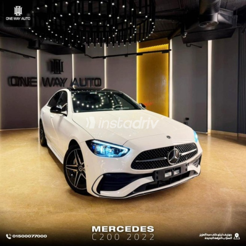 Mercedes C 200 2022 White Automatic Used for Sale in Cairo - 1