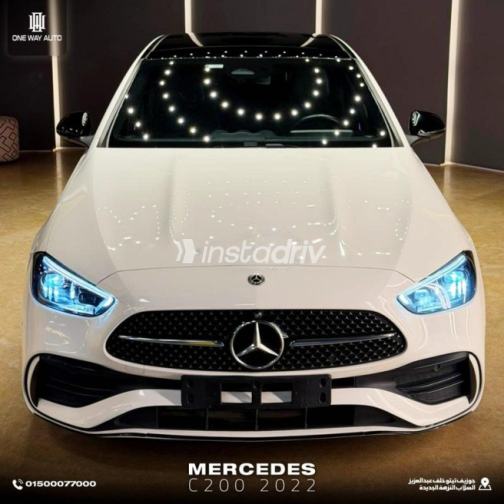Mercedes C 200 2022 White Automatic Used for Sale in Cairo - 3