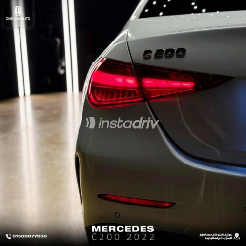 Mercedes C 200 2022 White Automatic Used for Sale in Cairo - 9