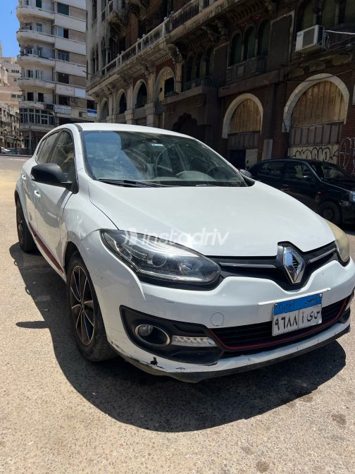 رينو ميجان 2016 أبيض أوتوماتيك مستعملة للبيع في الإسكندرية - 7
