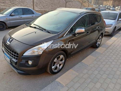 بيجو 3008 2013 بني أوتوماتيك مستعملة للبيع في القاهرة - 4