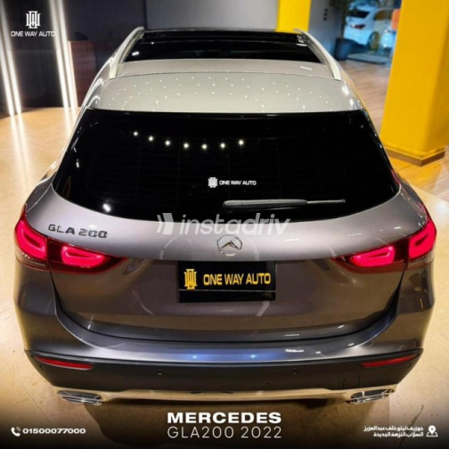 Mercedes GLA 200 2022 Mocha Automatic Used for Sale in Cairo - 6