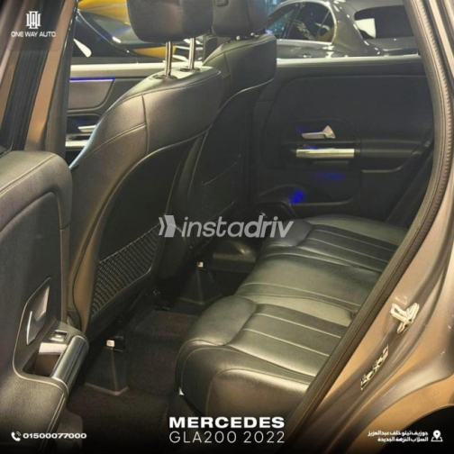 Mercedes GLA 200 2022 Mocha Automatic Used for Sale in Cairo - 8