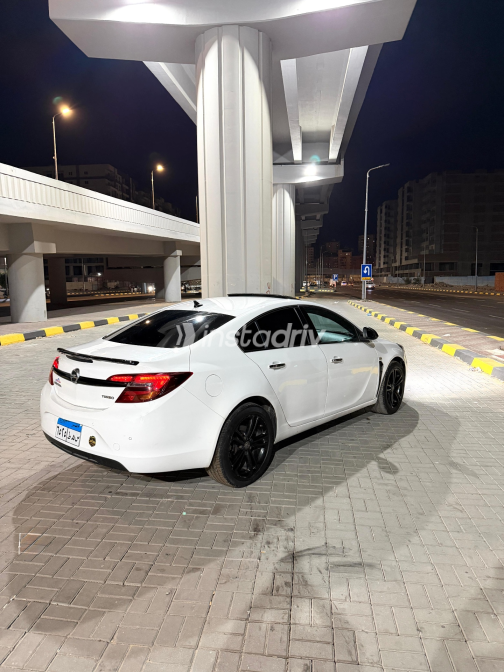 Opel Insignia 2015 White Automatic Used for Sale in Alexandria - 1