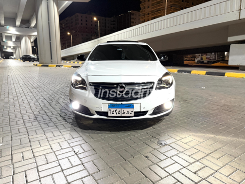 Opel Insignia 2015 White Automatic Used for Sale in Alexandria - 9