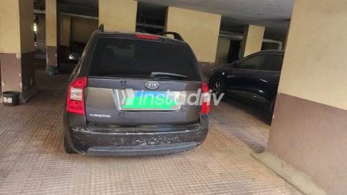 Kia Carens 2010 Brown Automatic Used for Sale in Sheraton - 6