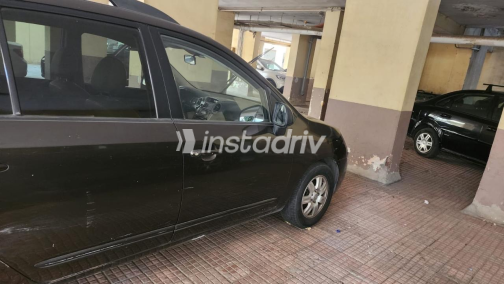 Kia Carens 2010 Brown Automatic Used for Sale in Sheraton - 7