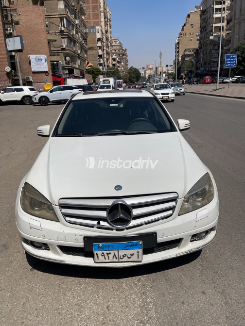 مرسيدس C 250 2010 أبيض أوتوماتيك مستعملة للبيع في مصر الجديدة - 6