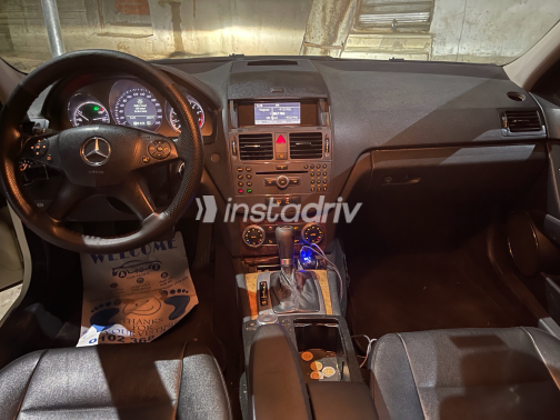 مرسيدس C 250 2010 أبيض أوتوماتيك مستعملة للبيع في مصر الجديدة - 9