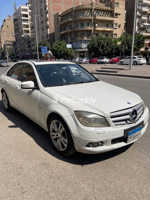 مرسيدس C 250 2010 أبيض أوتوماتيك مستعملة للبيع في مصر الجديدة - 10