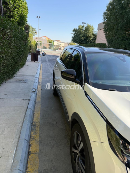 بيجو 5008 2024 أبيض أوتوماتيك مستعملة للبيع في طنطا - 5