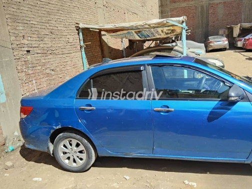 بى واى دى‬ F3 2023 أزرق غامق يدوي مستعملة للبيع في القاهرة - 8