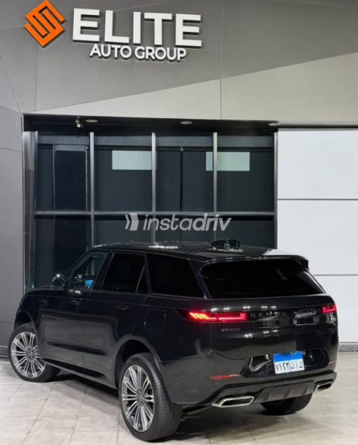 Land Rover Range Rover Sport 2023 Black Automatic Used for Sale in Giza - 4