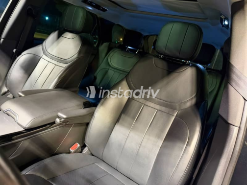 Land Rover Range Rover Sport 2023 Black Automatic Used for Sale in Giza - 9