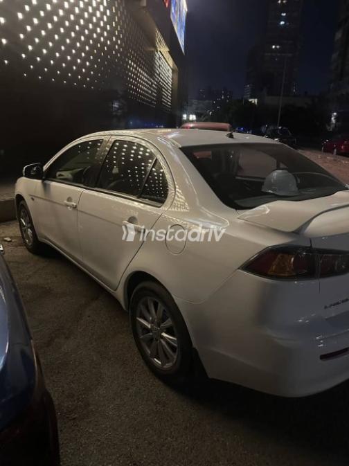 Mitsubishi Lancer 2015 White Automatic Used for Sale in Giza - 6