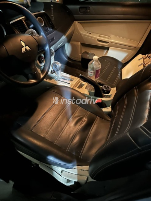 Mitsubishi Lancer 2015 White Automatic Used for Sale in Giza - 7