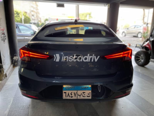 Hyundai Elantra 2026 Dark Blue Automatic Used for Sale in Cairo - 2