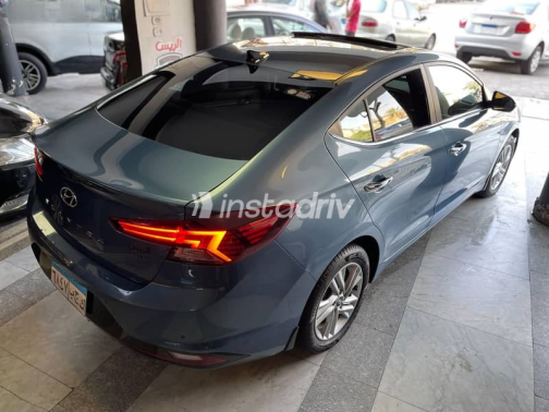 Hyundai Elantra 2026 Dark Blue Automatic Used for Sale in Cairo - 10