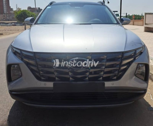 Hyundai Tucson 2024 Silver Automatic Used for Sale in Alexandria - 1