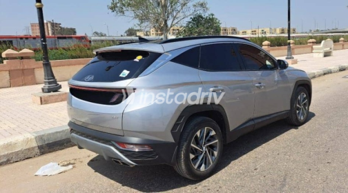 Hyundai Tucson 2024 Silver Automatic Used for Sale in Alexandria - 6