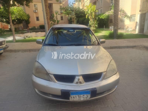 Mitsubishi Lancer 2004 Silver Manual Used for Sale in Giza - 6
